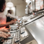 Технический обзор слот-игры Zeus vs Hades - анализ игровых механик