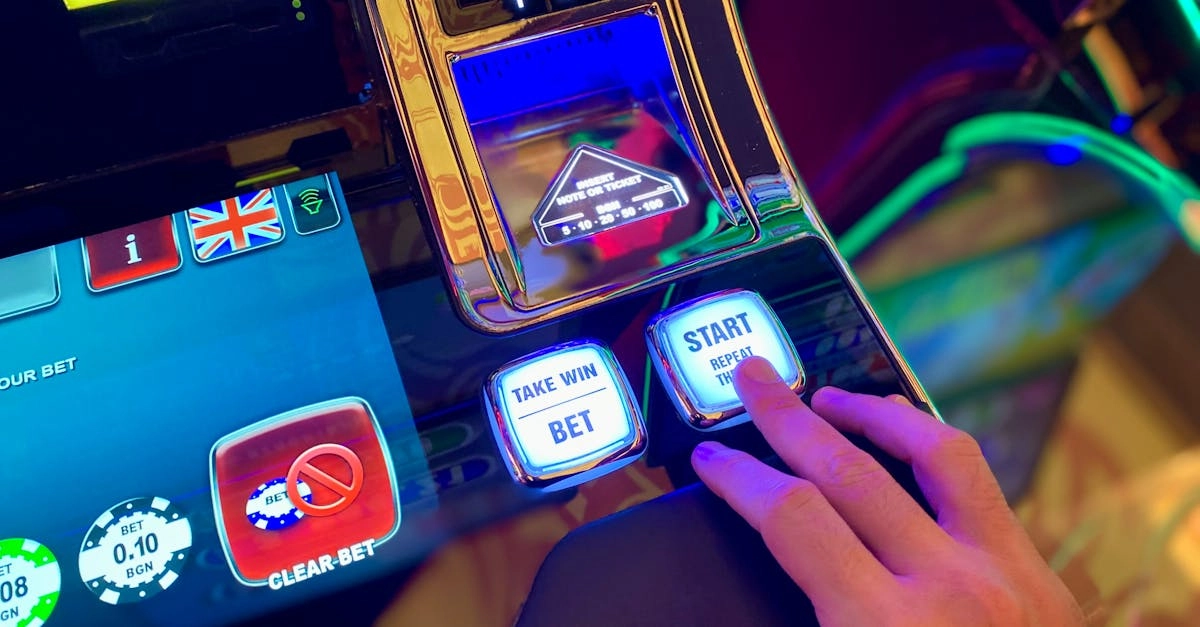 Интерфейс мобильного слот-симулятора Sugar Rush на экране смартфона